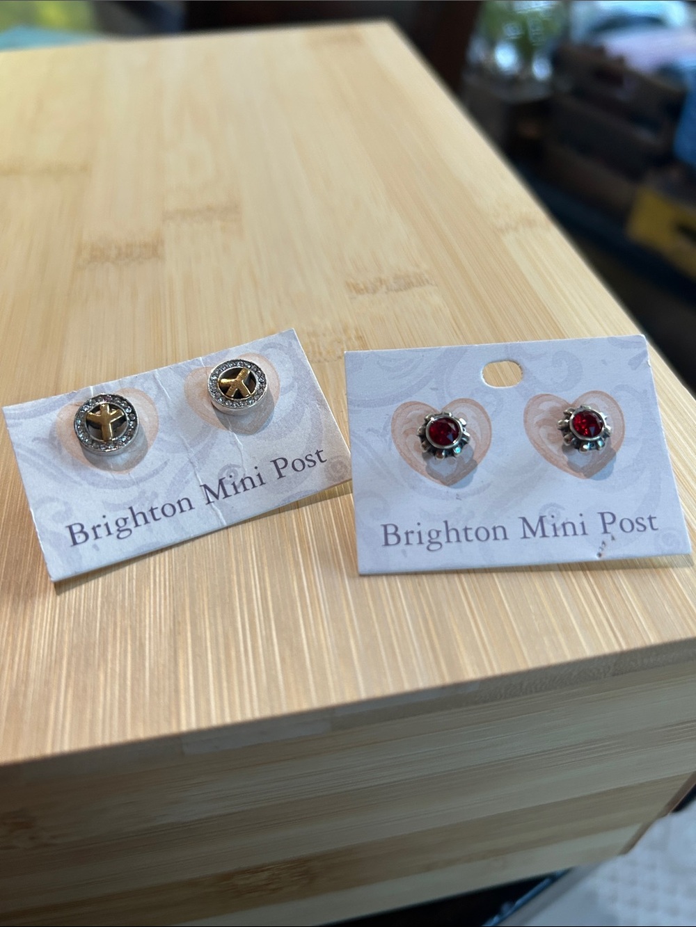 Brighton Mini Post earrings